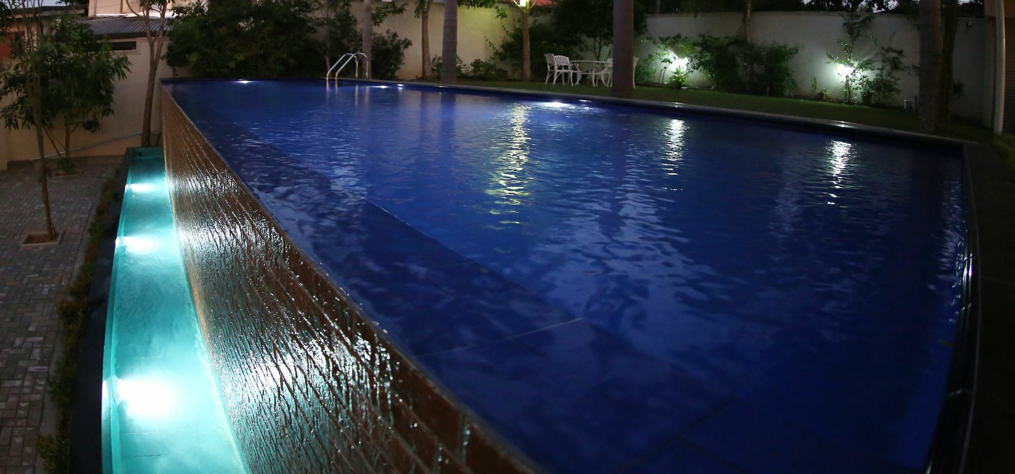 בטרמולה Capital Villa מראה חיצוני תמונה